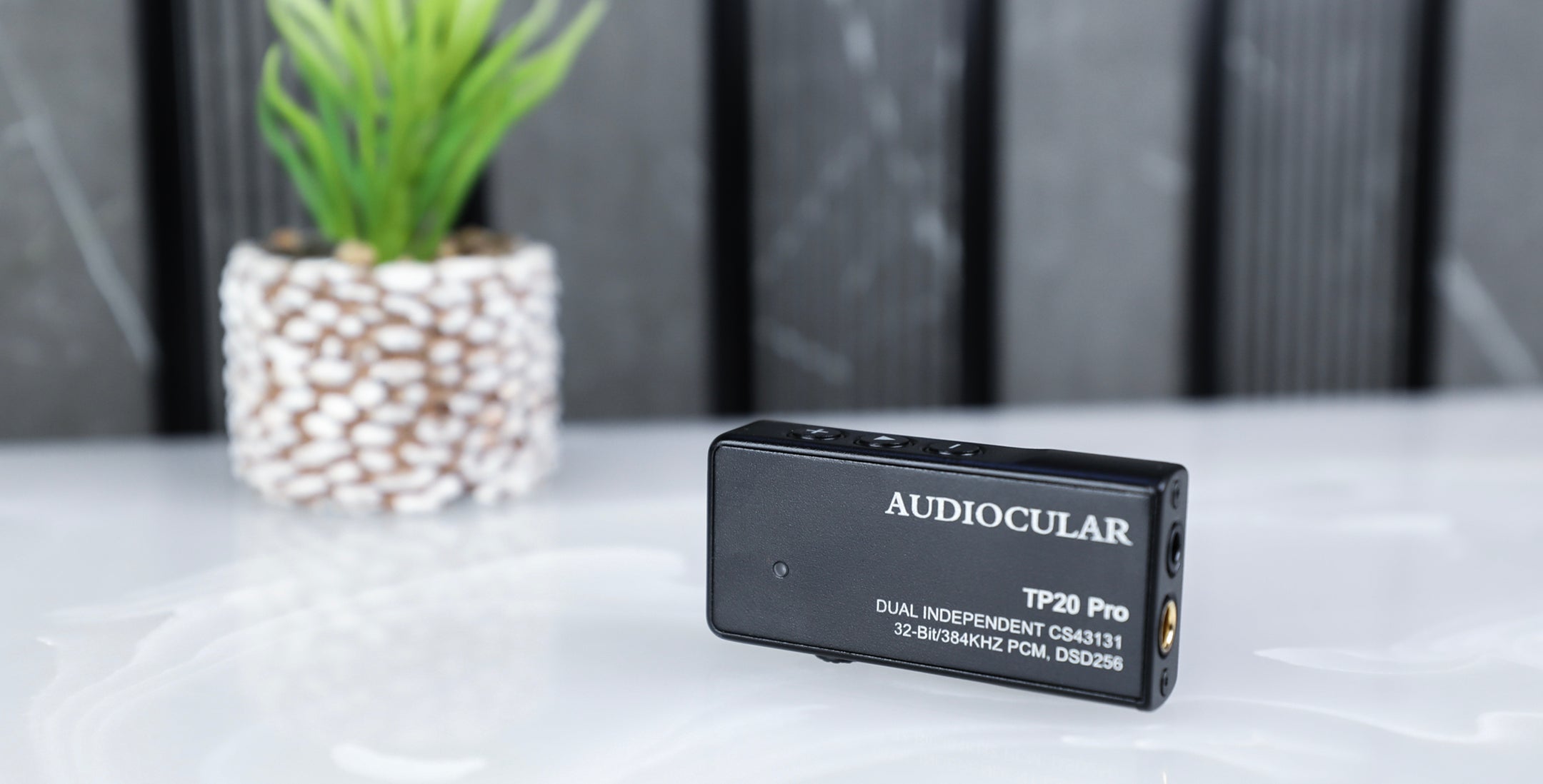 Banner audiocular