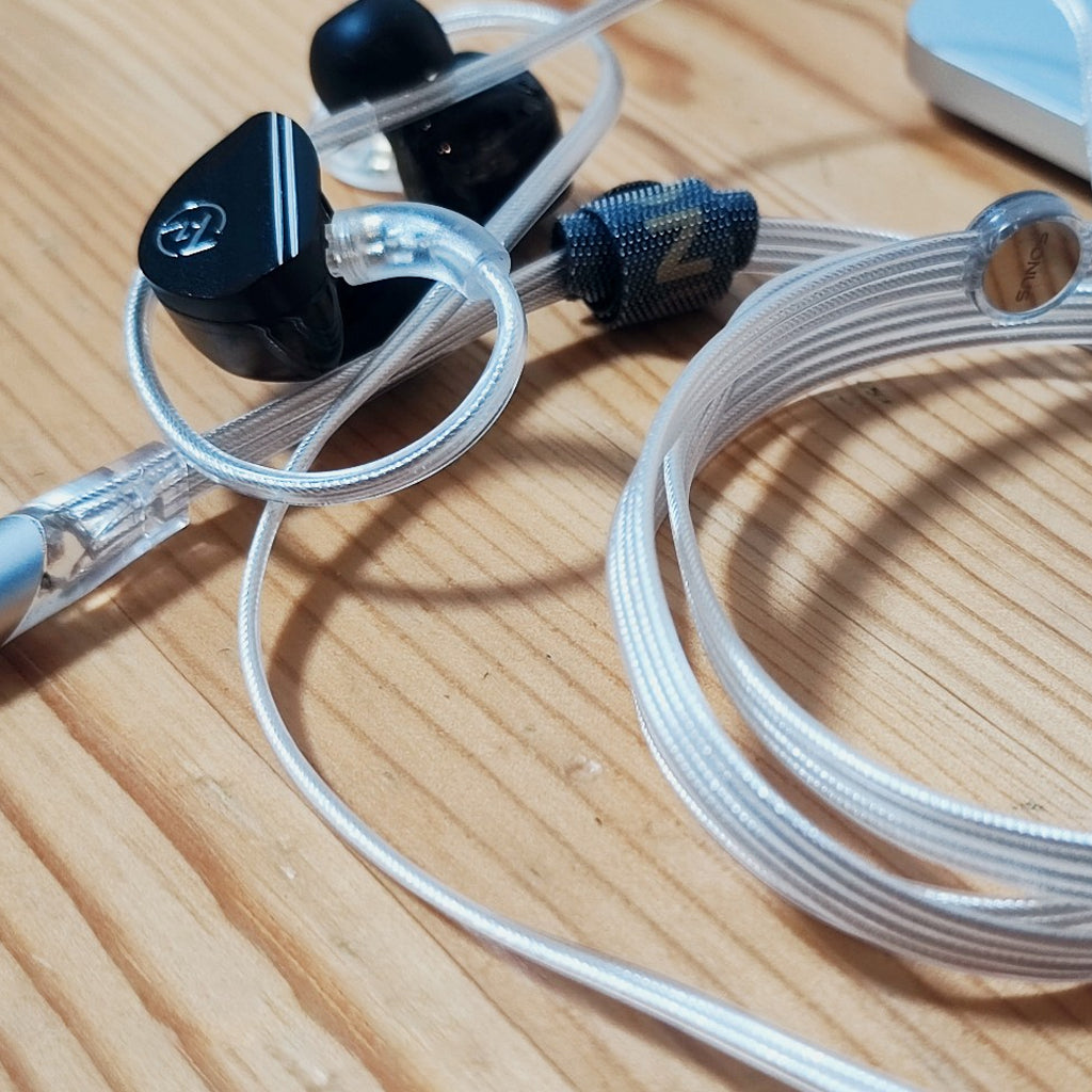 Concept-Kart-7HZ-Sonus-IEM-Black-1-_10