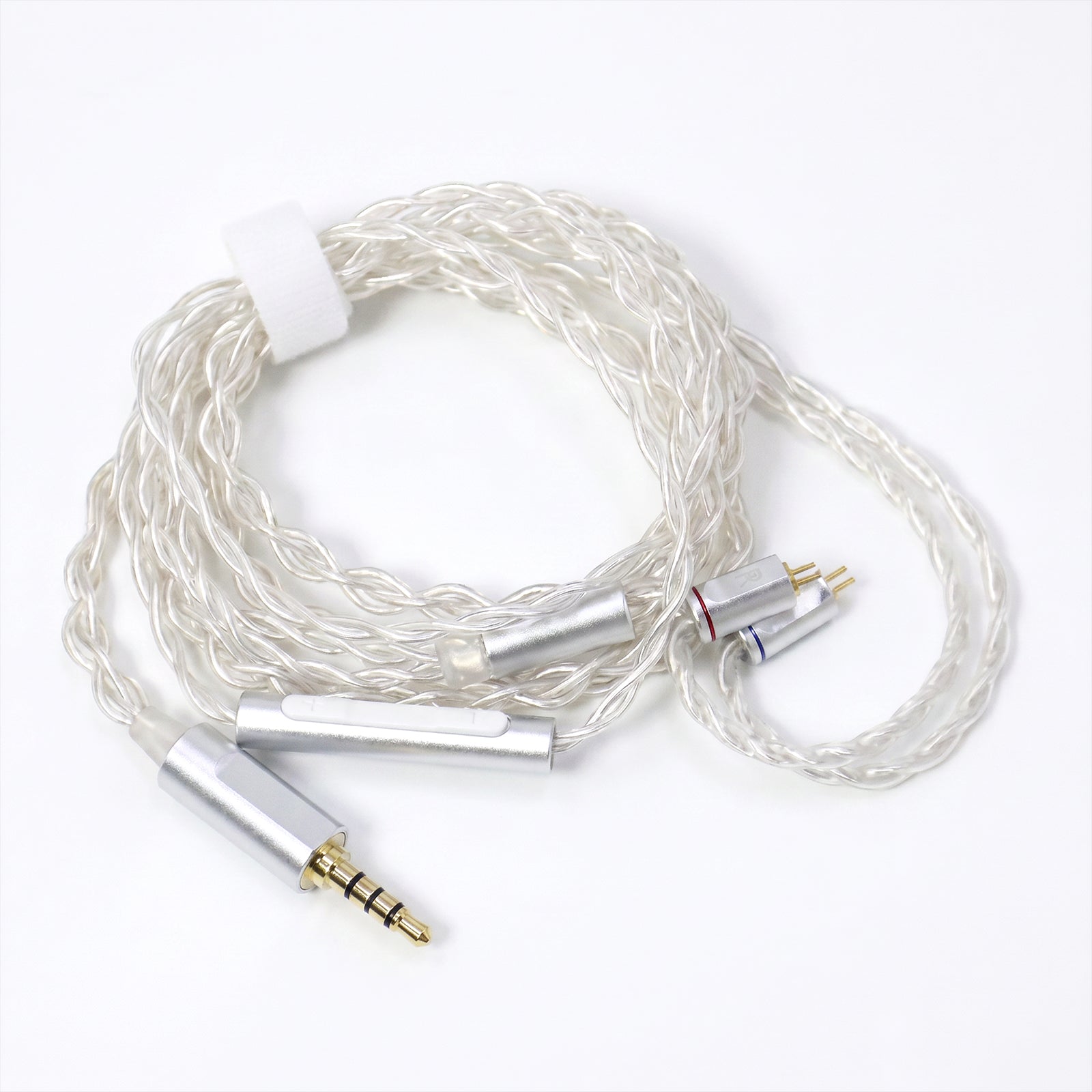 High-quality audio cable with 3.5mm jack for headphones