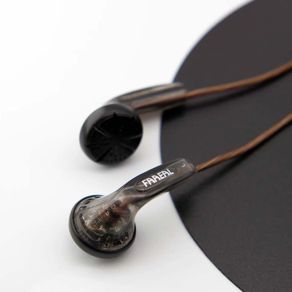 FAAEAL Snow Lotus SPC Version Earbuds is built with ABS