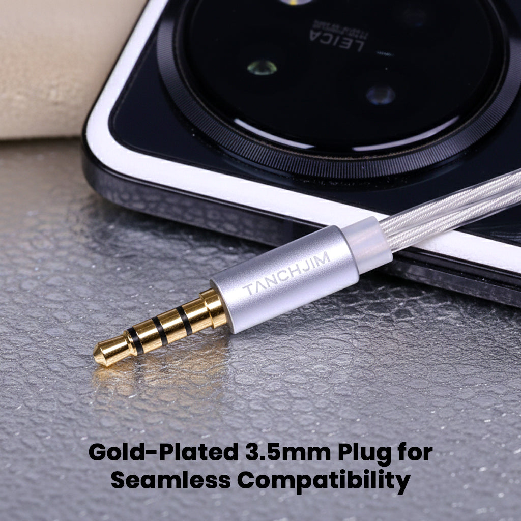 Gold-plated 3.5mm plug on the TANCHJIM - Bunny Replacement Cable ensures seamless compatibility with audio devices and pristine sound.