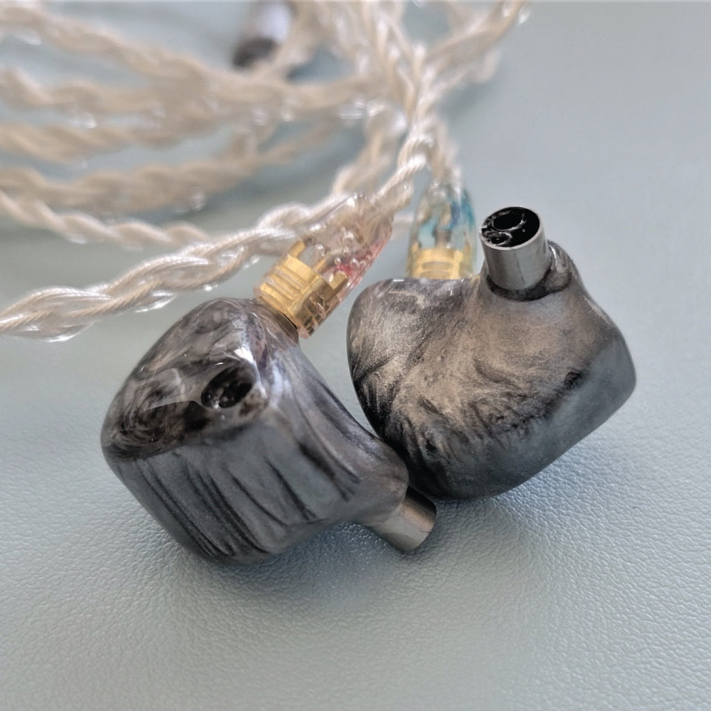 Concept-Kart-Audio-Lokahi-Wired-IEM-Grey-5