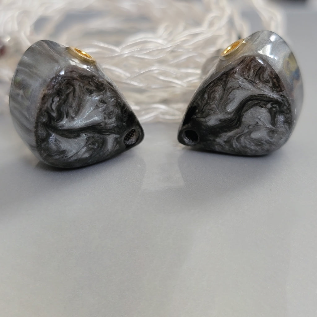 Concept-Kart-Audio-Lokahi-Wired-IEM-Grey-6