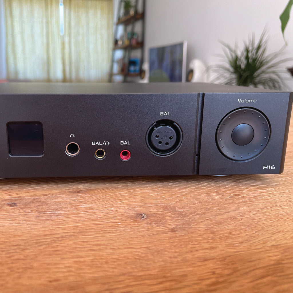 Concept-Kart-GUSTARD-H16-Balanced-Headphone-Amplifier-Black-6