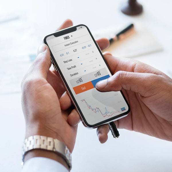 Meenova - Lighting Male to 3.5mm Female Audio Adapter - 3