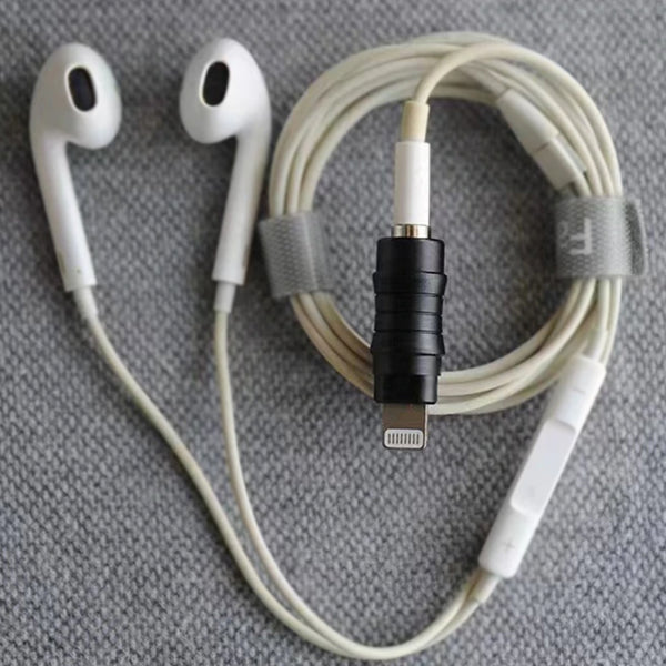 Meenova - Lighting Male to 3.5mm Female Audio Adapter - 4