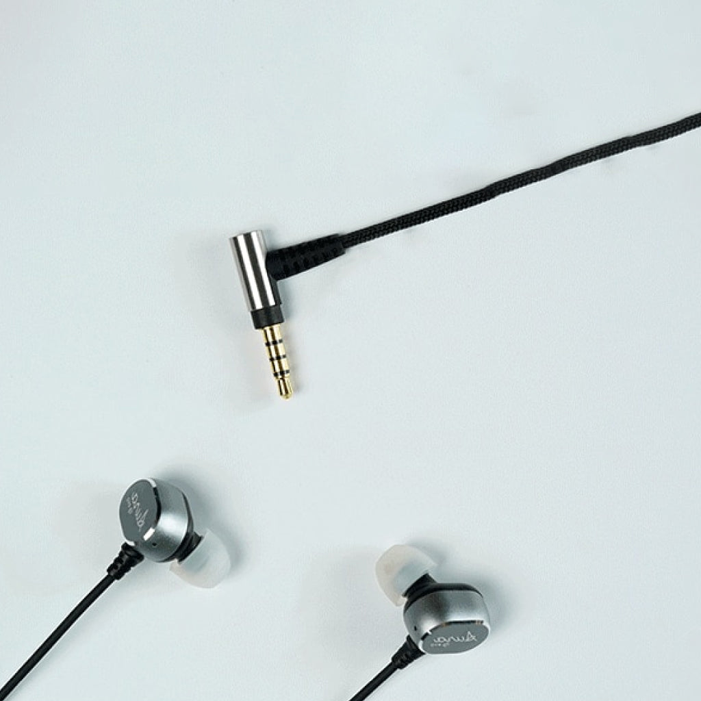 Concept-Kart-Rose-Technics-Aura-Evo-Wired-IEM-Grey-1-_7