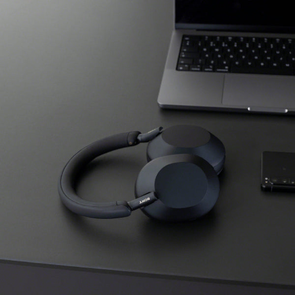 Sony - WH-1000XM5 Noise Cancelling Headphone - 3