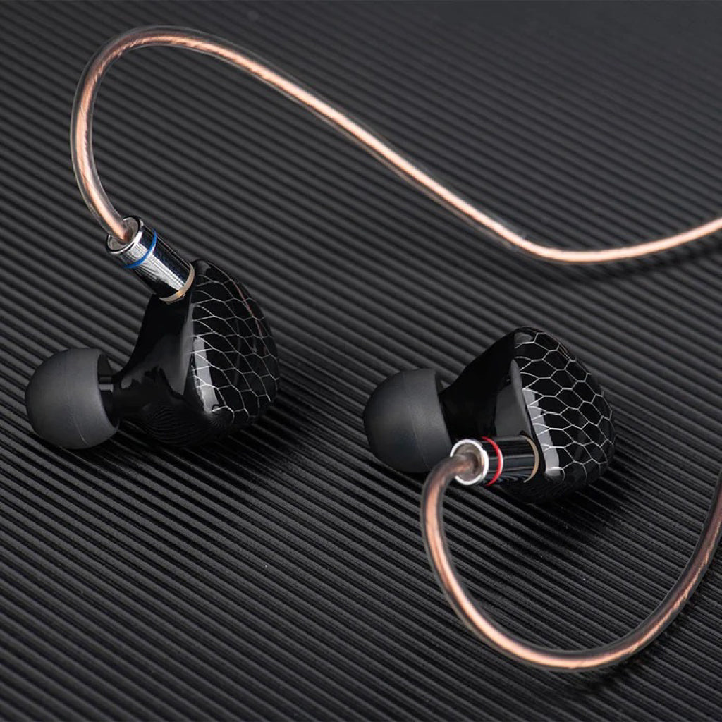 Concept-Kart-TIN-HiFi-P1-Max-Wired-IEM-Black-1_4