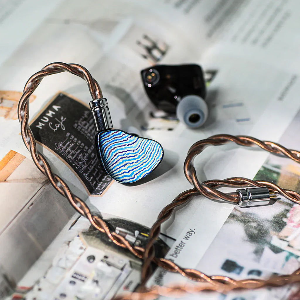 Concept-Kart-7HZ-Aurora-1DD_1Planar_2BA-IEM-1-_9