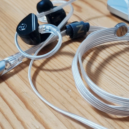 Concept-Kart-7HZ-Sonus-IEM-Black-1-_10