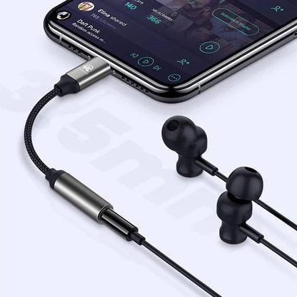 Concept-Kart-Audiocular-D16-Portable-DAC-Dongle-1-_6_46fc1f3a-adf4-4fd7-84da-ffa8409299c7