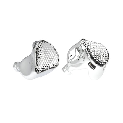 EarAcoustic VSA-V1 IEM features a polished zinc alloy body with a diamond-textured faceplate, showcasing premium design for high-fidelity audio.
