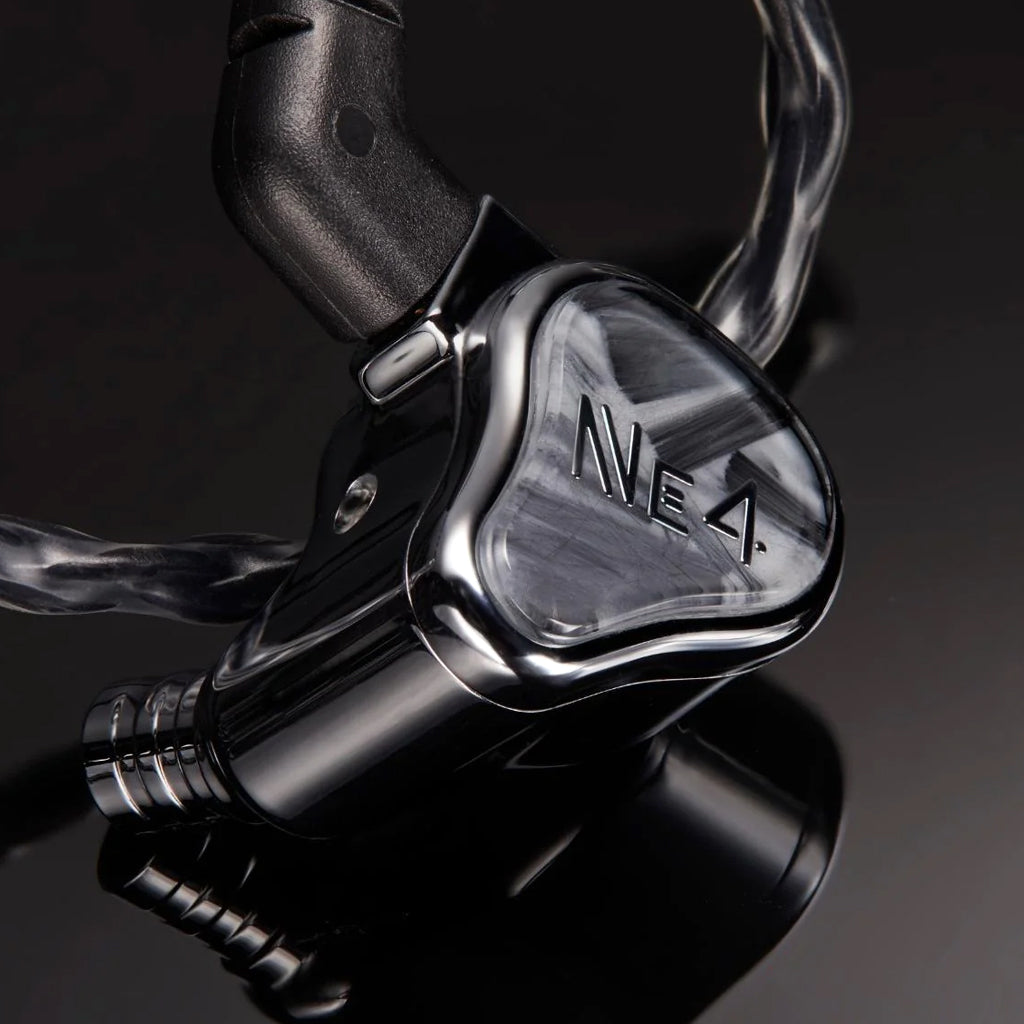 Concept-Kart-FIR-AUDIO-Neon-4-IEM-Silvr-1-_8