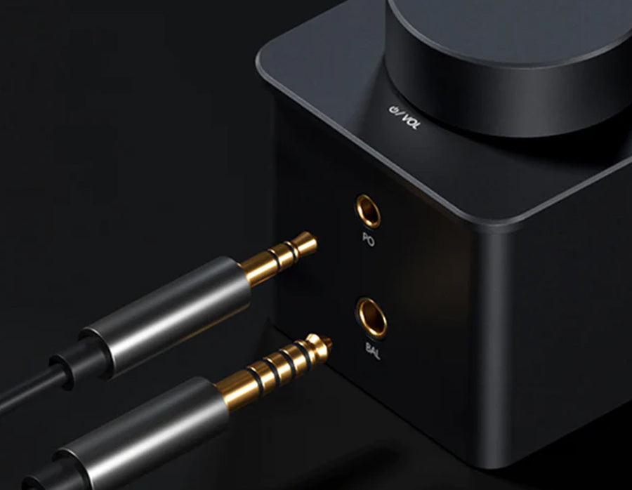 Fosi Audio SK02 Hi-Fi Headphone Amplifier – 3.5mm & 4.4mm Jacks, PCM/DSD Indicator, Preamp