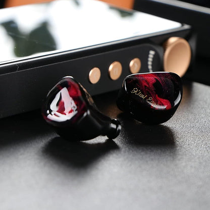 Concept-Kart-Kiwi-Ears-Cadenza-Wired-IEM-Red-1_4