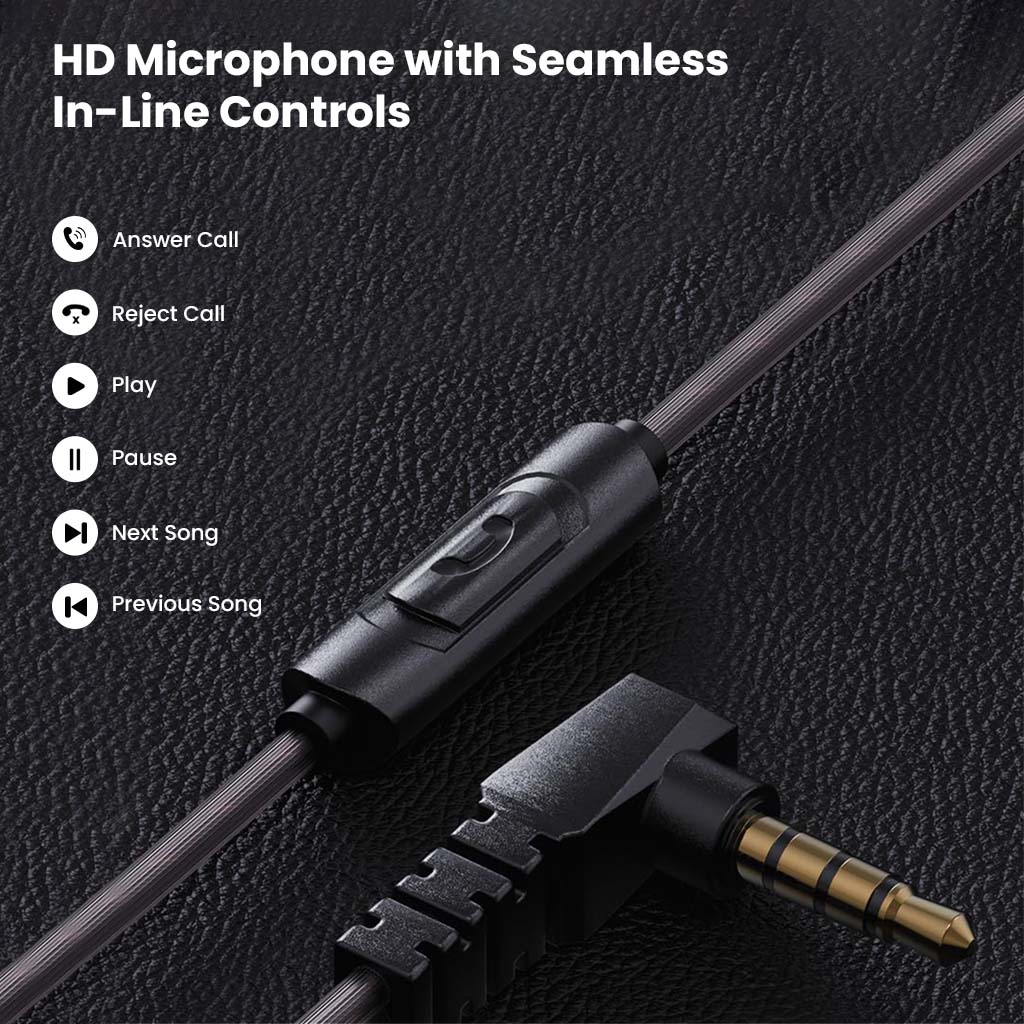 Close-up of QKZ-ENZO IEM's HD microphone and in-line controls for call management and music playback with 3.5mm jack connectivity.