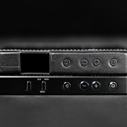 Concept-Kart-Questyle-CMA18-Leather-Case-Black_4_6fb72a53-ab62-477e-9561-57d892b4e44c