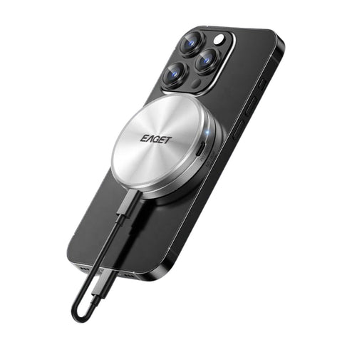 EAGET SE980 Magnetic M.2 NVMe SSD Enclosure attached to smartphone, showcasing portable design and USB-C connectivity for fast data transfer.