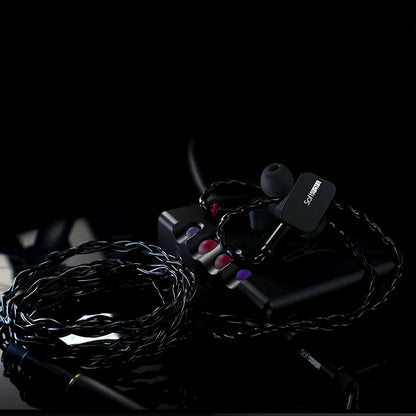 Concept-Kart-Softears_Twilight-IEM-Black-1-_9
