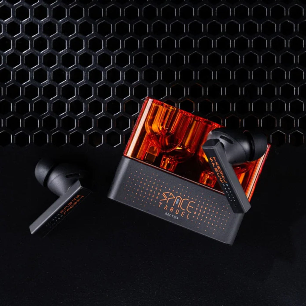 Concept-kart-Moondrop-Space-Travel-Wireless-Earbuds-_2