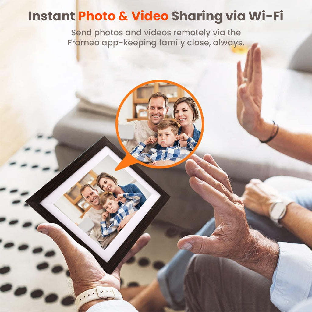 FRAMEO Wi-Fi Digital Photo Frame enabling instant photo and video sharing via app, keeping families connected remotely.
