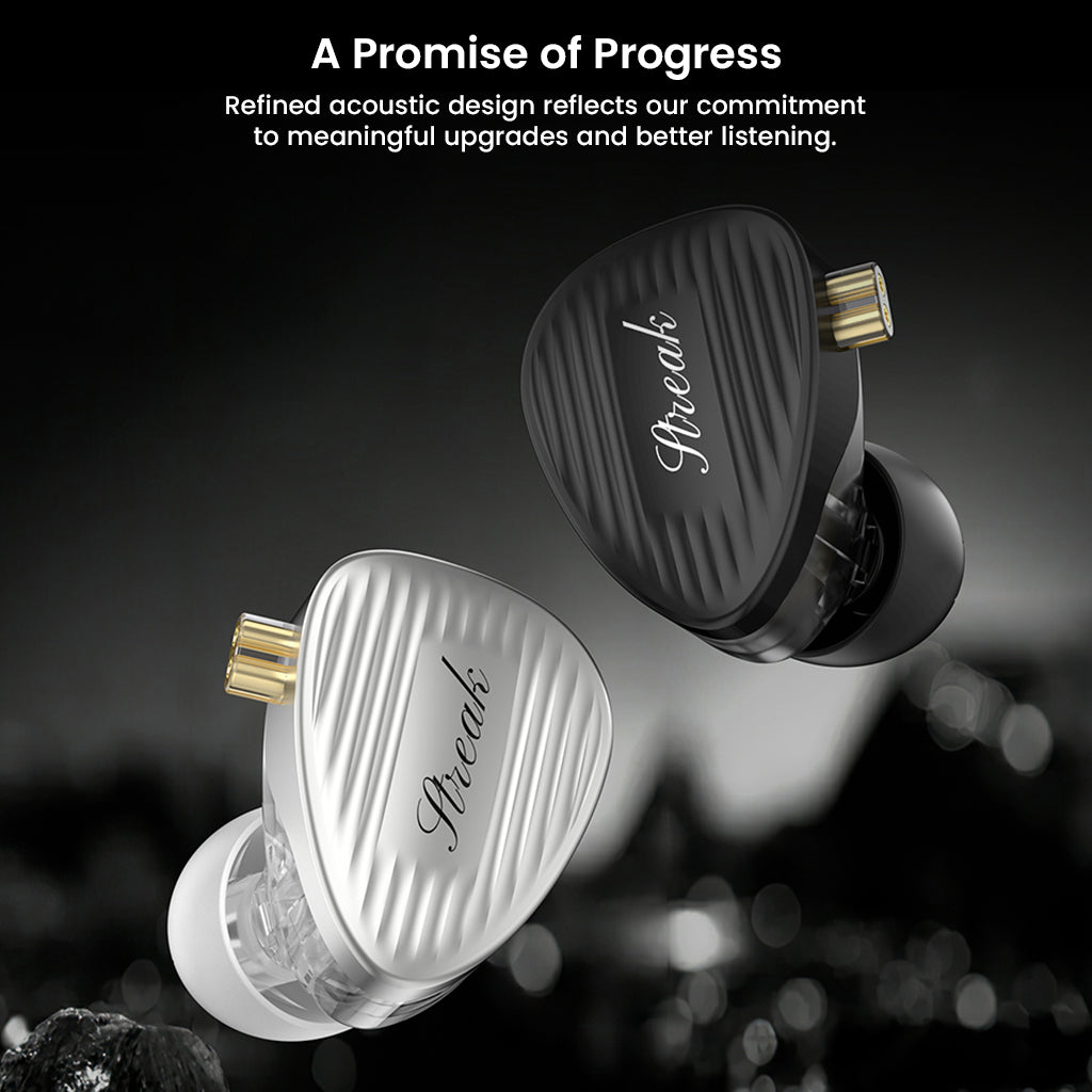 GK Streak earphones with detachable cable and accessories
