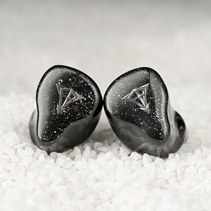 Hisenior Mega7 In-Ear Monitors with glittery black faceplates and ergonomic contours, perfect for audiophiles seeking clarity and comfort.
