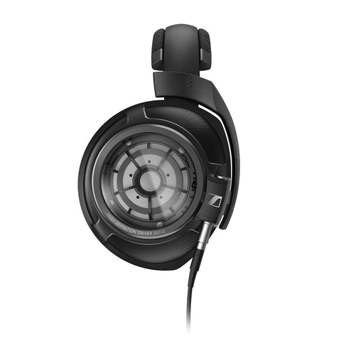 Side view of Sennheiser HD 820 wired headphones showcasing the concave Gorilla Glass ear cup and high-resolution audio driver.