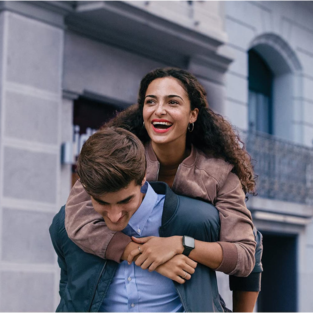 Fitbit Versa Fitness Tracker Smartwatch