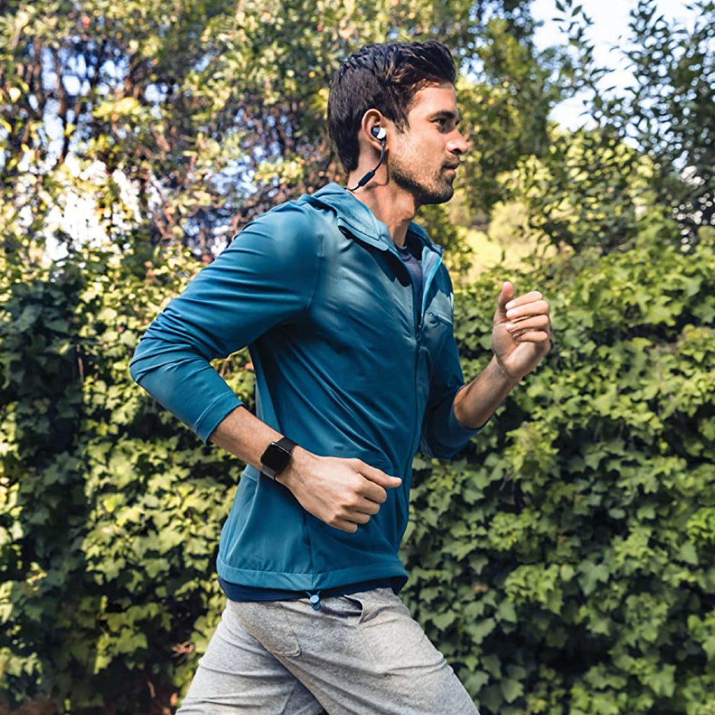 Fitbit Versa Fitness Tracker Smartwatch