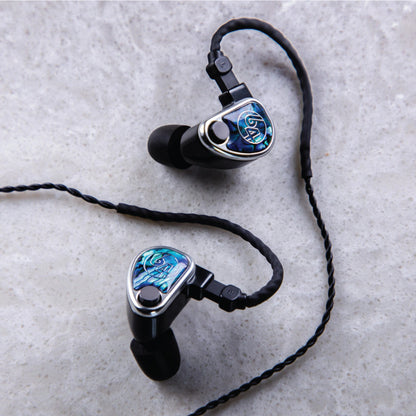 Concept-Kart-64-Audio-NIO-Wired-IEM-Green-1_3