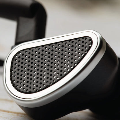 Concept-Kart-64Audio-Duo-Wired-IEM-Black-1_8