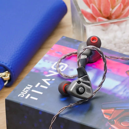 Concept-Kart-DUNU-Titan-S-Wired-IEM-Silver-3_1