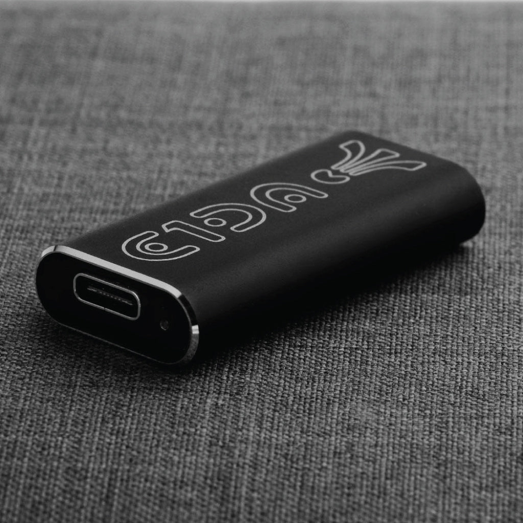 Concept-Kart-E1DA-9038S-G3-Headphone-Amplifier-DAC-and-Amp-for-IOS-Black-10