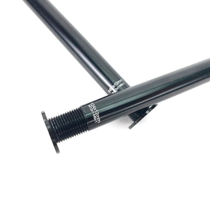Concept-Kart-EQUINFIT-12mm-Carbon-Front-Thru-Axle-Black-1_7