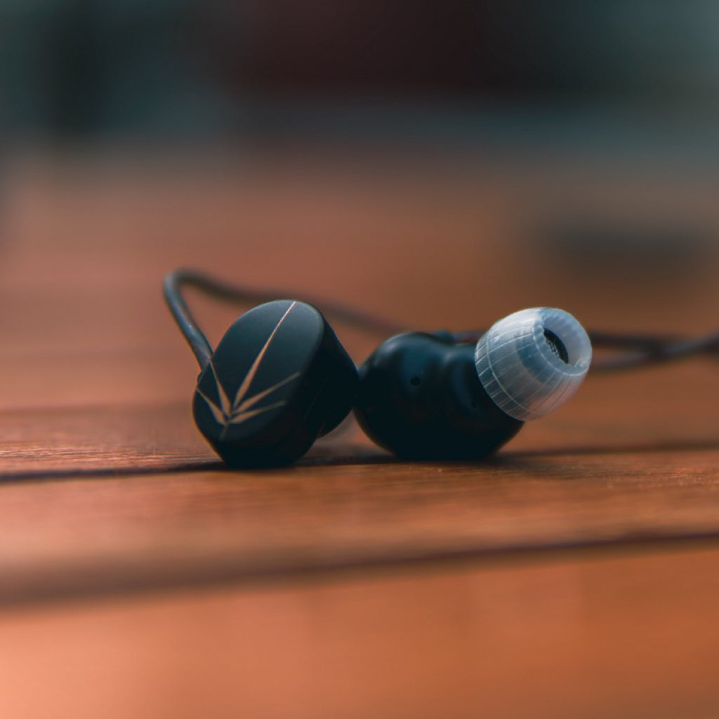 Concept-Kart-MOONDROP-Chu-Wired-IEM-Black-2-_1
